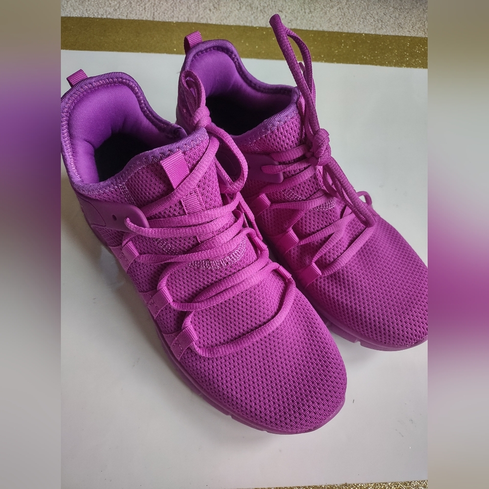 AOE women's shoes size 10us